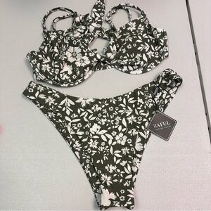 Zaful | Green‎ Floral Bikini Set